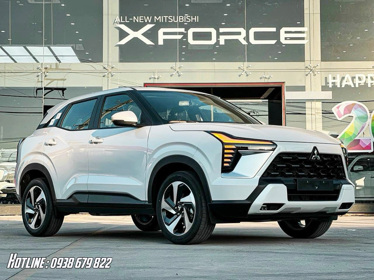 Mitsubishi Xforce 2024 màu Trắng hình ảnh thực tế, giá lăn bánh và khuyến mãi trong tháng